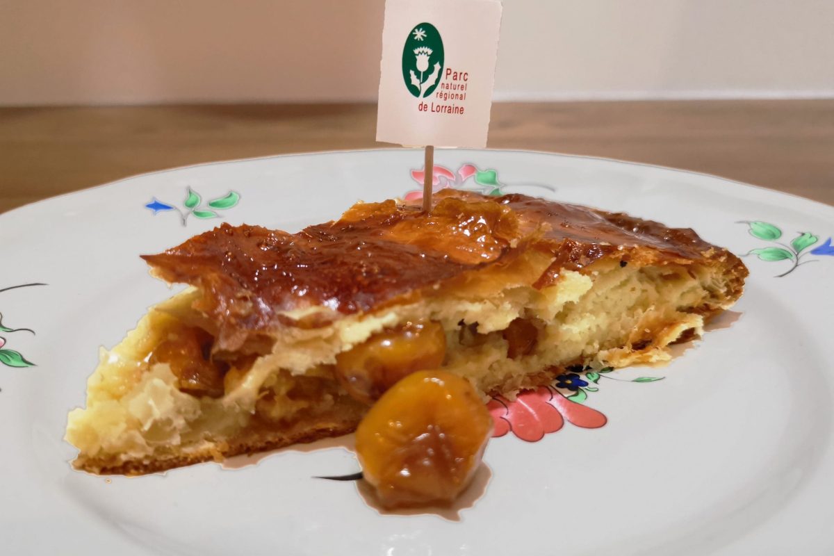 Part de galette des rois aux mirabelles